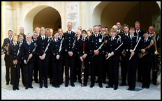 Hampshire Constabulary Band Play Cowes